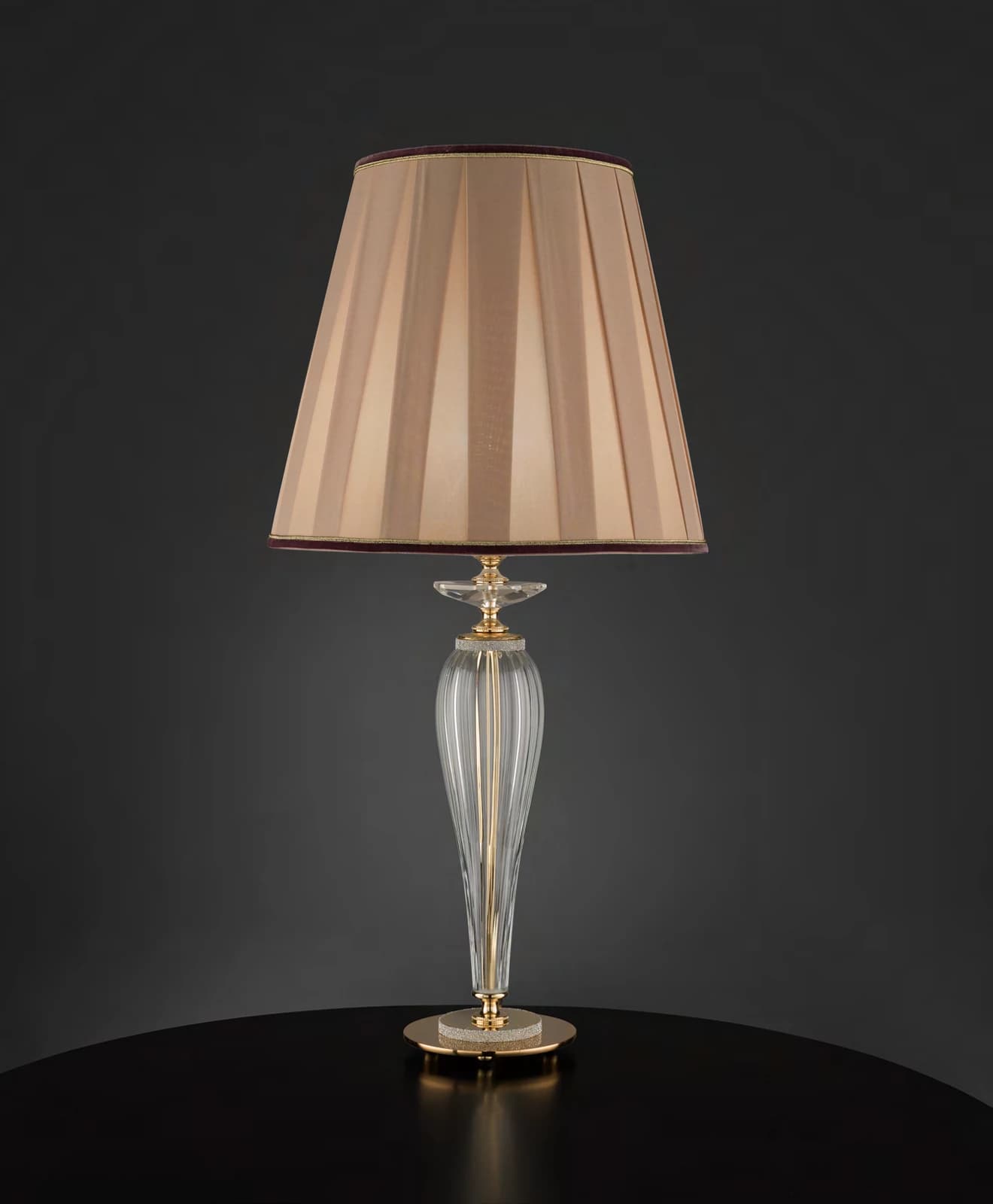 Amelie — настольная лампа — Euroluce