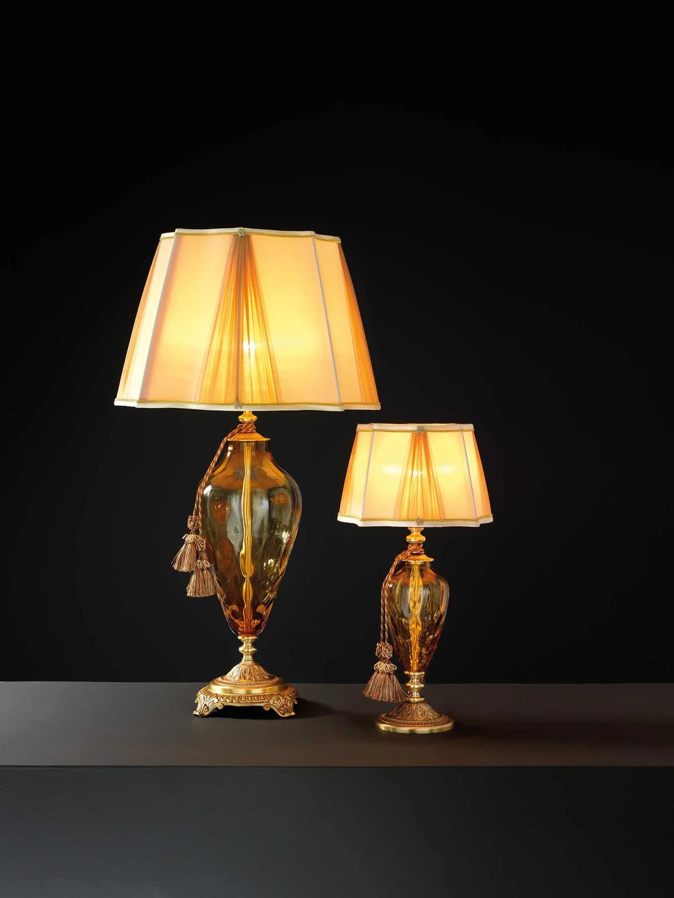 Adone — настольная лампа — Euroluce