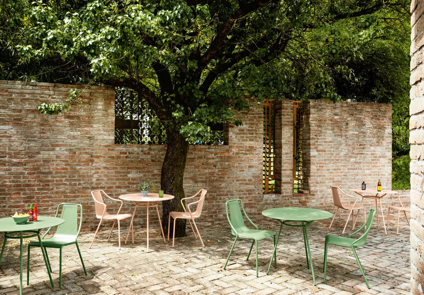 Обеденный стол Ola Bistro — Midj, вид 2