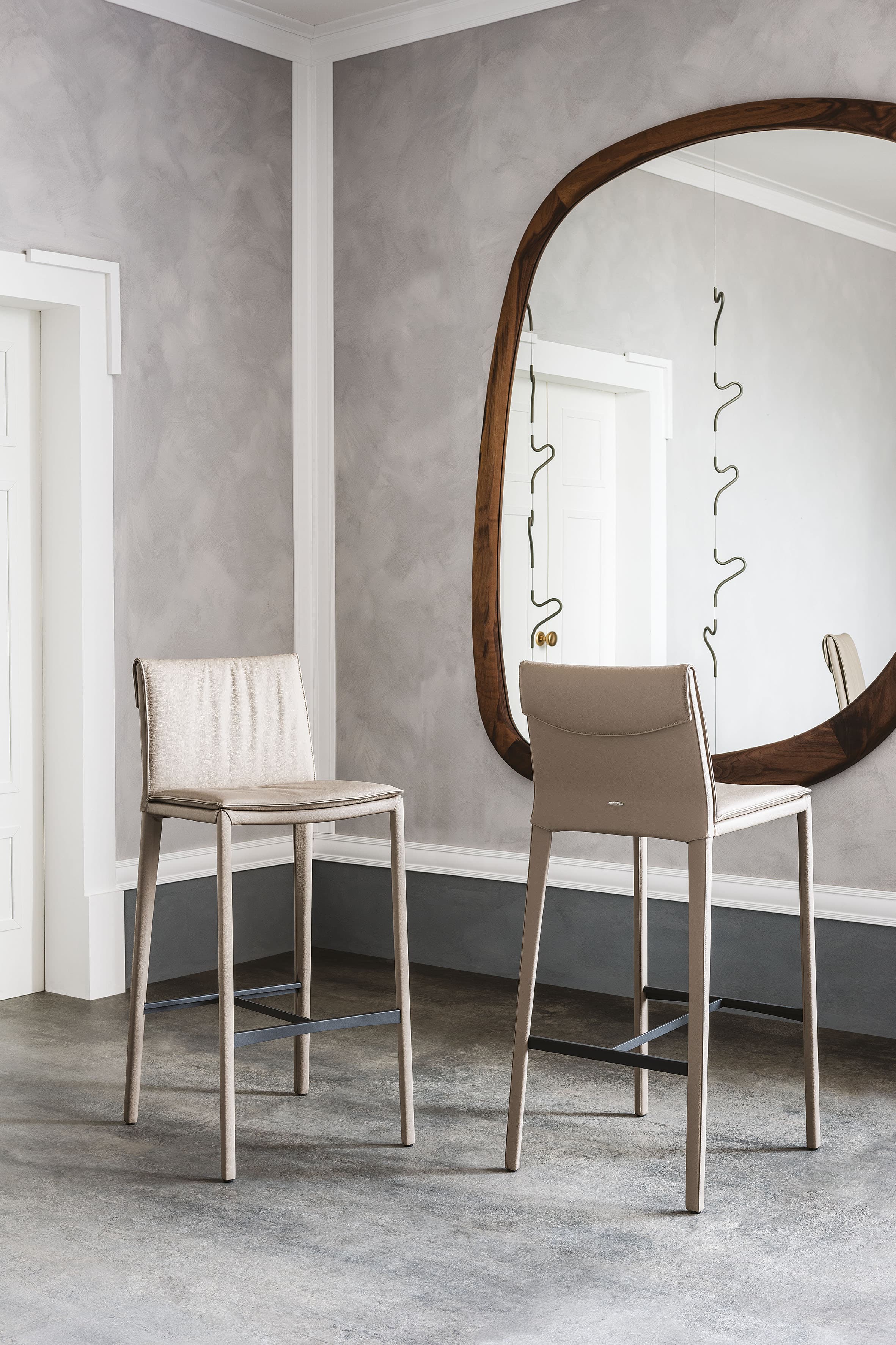 Isabel — барный стул — Cattelan Italia