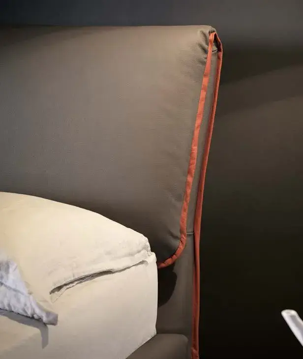 Adam — Cattelan Italia, вид 2