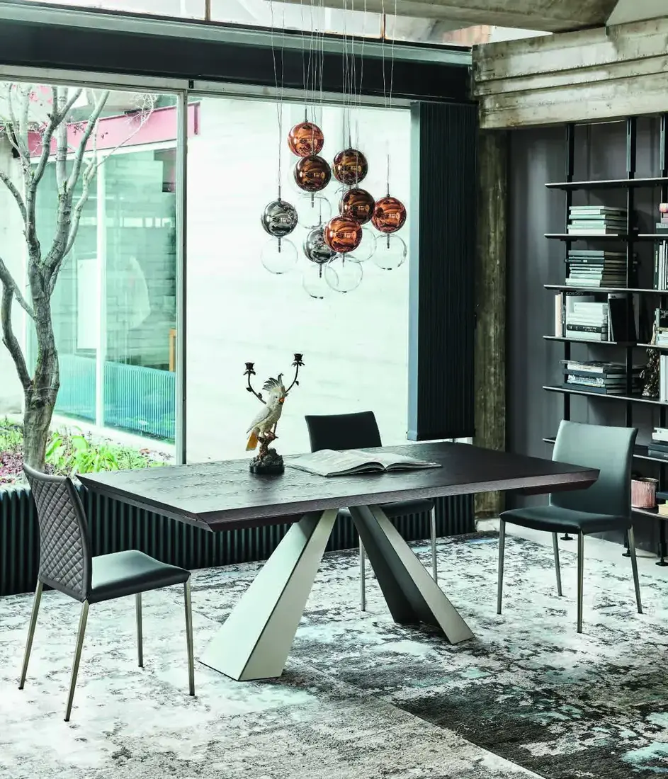 Eliot Wood Drive — Cattelan Italia
