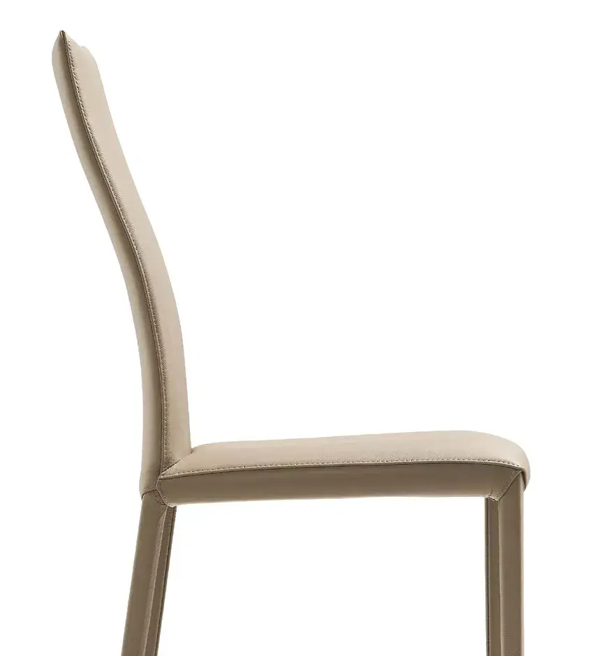 Kay — Cattelan Italia