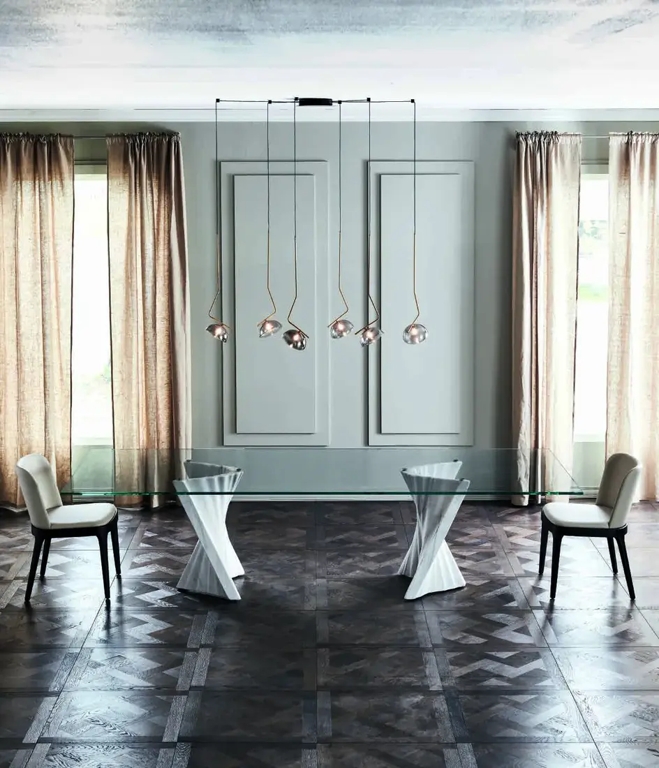 Plisset — Cattelan Italia