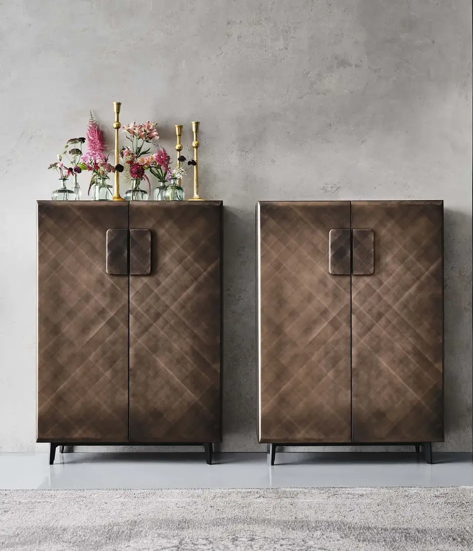 Tudor — Cattelan Italia