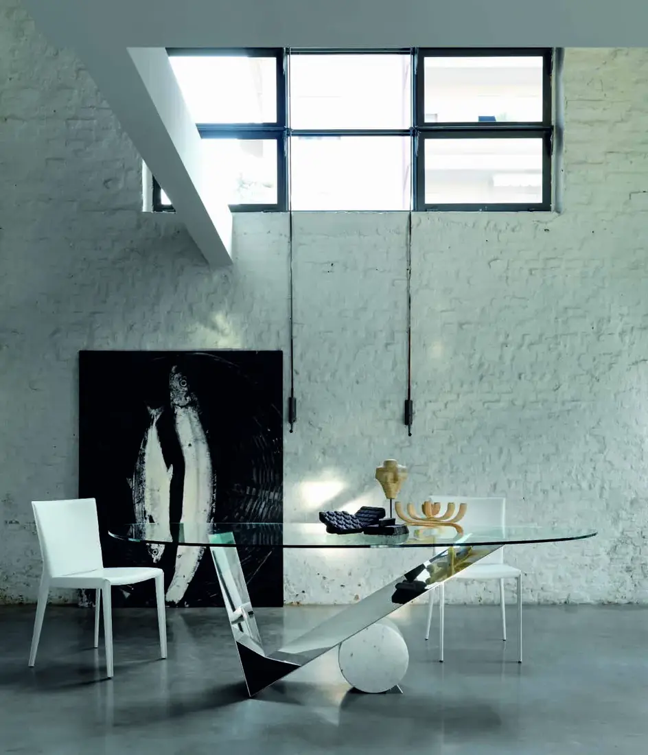 Valentinox — Cattelan Italia