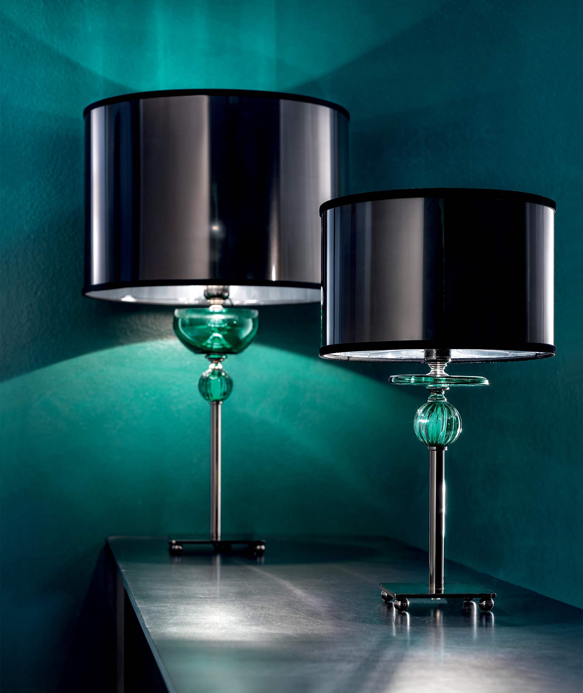 Yncanto — настольная лампа — Euroluce