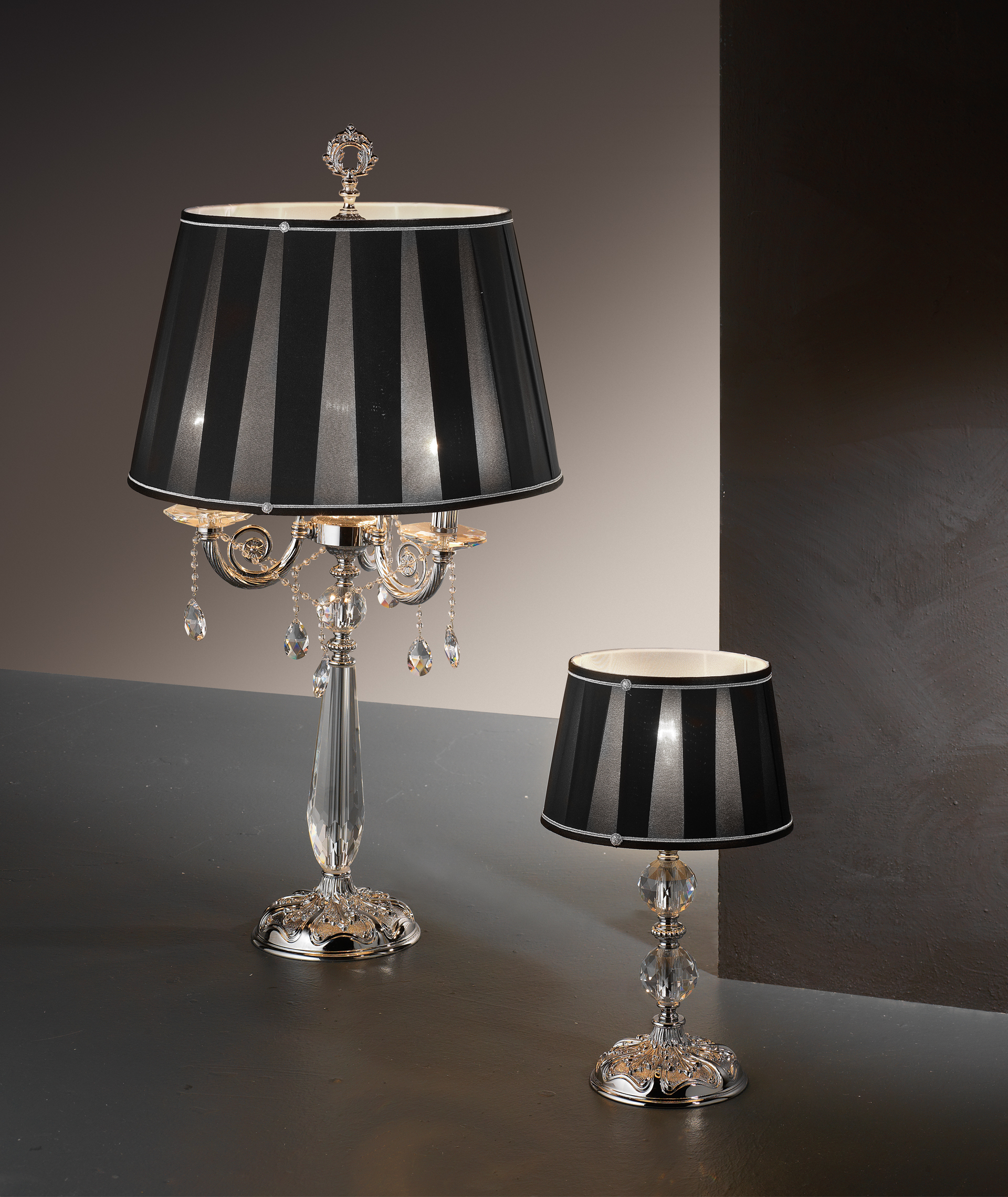 Venere — настольная лампа — Euroluce